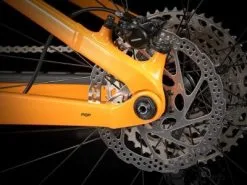 TREK BIKES VTT FUEL EX5 5e Gén Shimano Deore Orange M/L 17 TREK BIKES VTT FUEL EX5 5e Gén Shimano Deore Orange M/L -BMX Soldes fuel Ex5 noir orange disque big