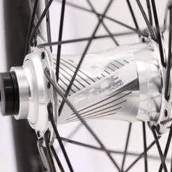 PAIRE DE ROUES PRIDE GRAVITY PRO AERO UD GLOSS DISC - MOYEUX POLISH -BMX Soldes paire de roues pride gravity pro aero ud gloss disc moyeux polish 2