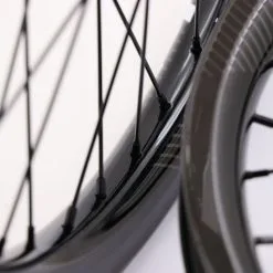 PAIRE DE ROUES PRIDE GRAVITY PRO AERO UD GLOSS DISC - MOYEUX POLISH -BMX Soldes paire de roues pride gravity pro aero ud gloss disc moyeux polish 4