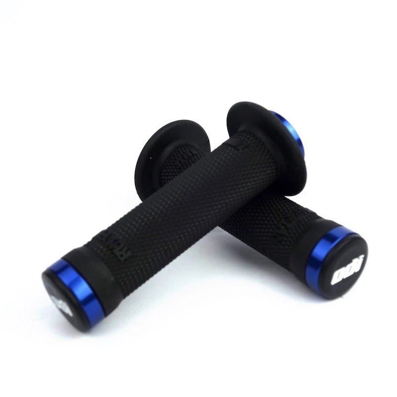 POIGNEES ODI BMX RUFFIAN FLANGE LOCK ON 130 MM BLACKGRIP BLACK/BLUE 3 POIGNEES ODI BMX RUFFIAN FLANGE LOCK ON 130 MM BLACKGRIP BLACK/BLUE
