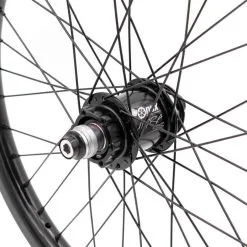 ROUES ONYX ULTRA SS DISC - PRIDE GRAVITY AERO GLOSS - BLACK -BMX Soldes roues onyx ultra ss disc pride gravity aero gloss black 1 3