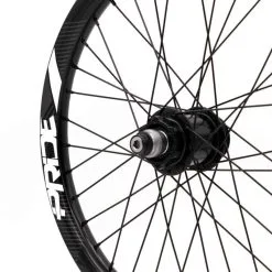 ROUES ONYX ULTRA SS DISC - PRIDE GRAVITY AERO GLOSS - BLACK -BMX Soldes roues onyx ultra ss disc pride gravity aero gloss black 1 5